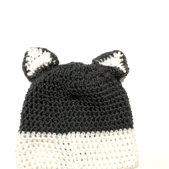 Grey and white knit hat for little kids crochet - Picture 3 of 3